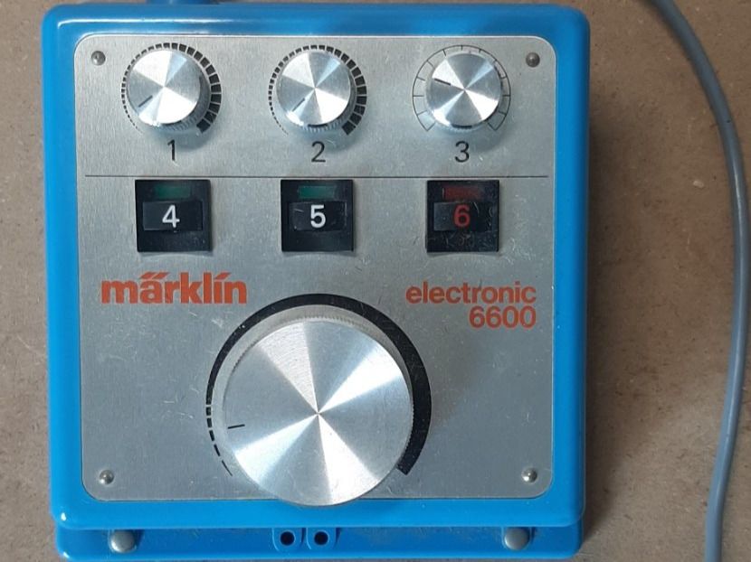 Märklin 6600 elektronischer Regler für analog Betrieb (Gebraucht) in