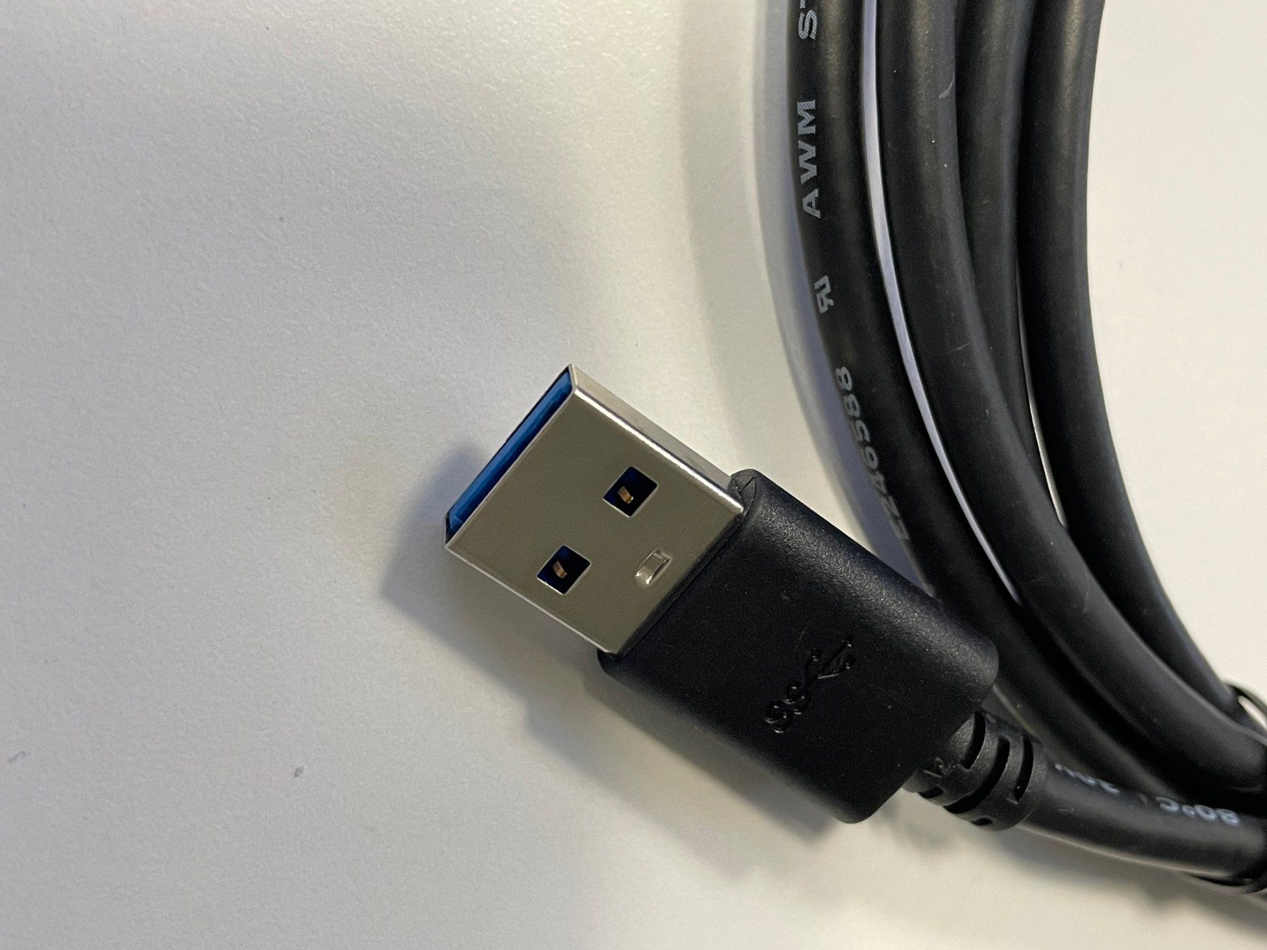 Cavi: Kabel USB A 3.1 zu USB-c – Nuovo (secondo la descrizione) da Zug venduto da Cry71