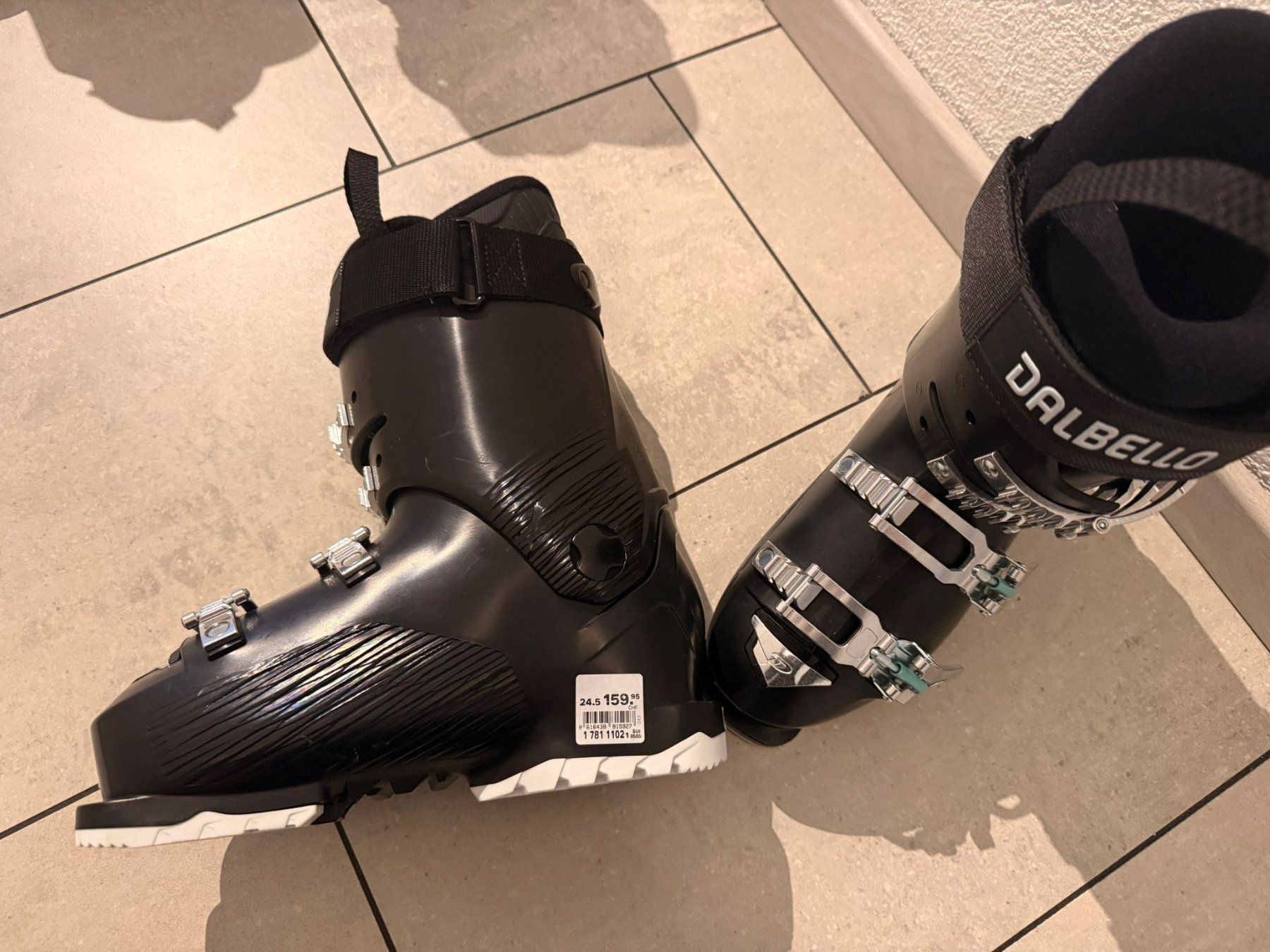 Scarpe da donna: Neue Skischuhe Dalbello Gr. 24.5 – Nuovo e nell'imballaggio originale da Rotkreuz venduto da ABC_987 1