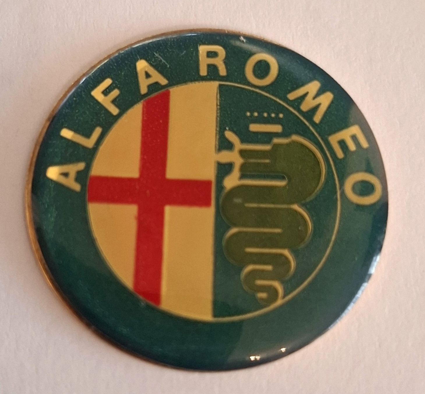 Alfa Romeo Placchette & Badge: Alfa Romeo – Usato da Hinterkappelen venduto da Schampus