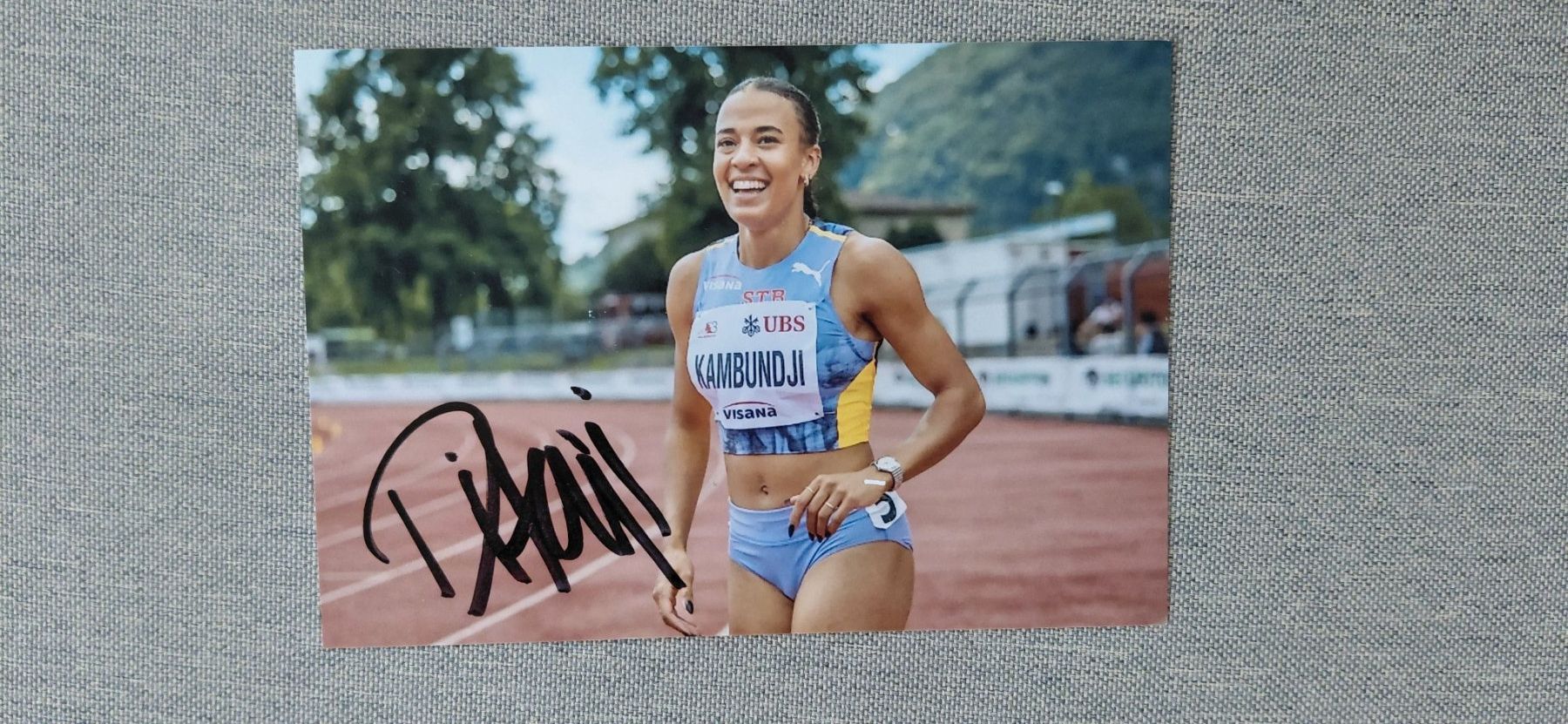 Autographes: Autogramm Ditaji Kambundji – D'occasion à Schmerikon par Olympia04