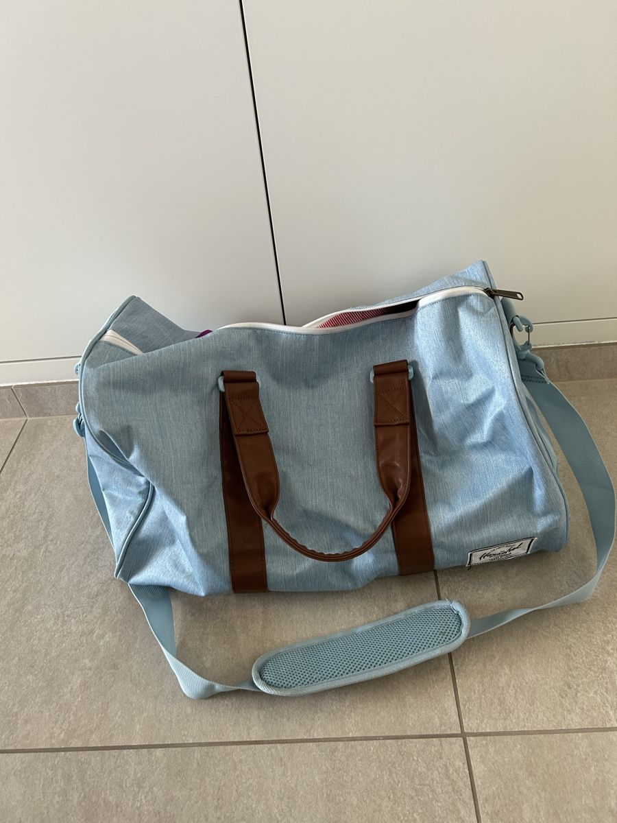 Herschel Taschen: Weekender Herschel Novel Duffle bag – Gebraucht aus Lenzburg von Shyra1 1