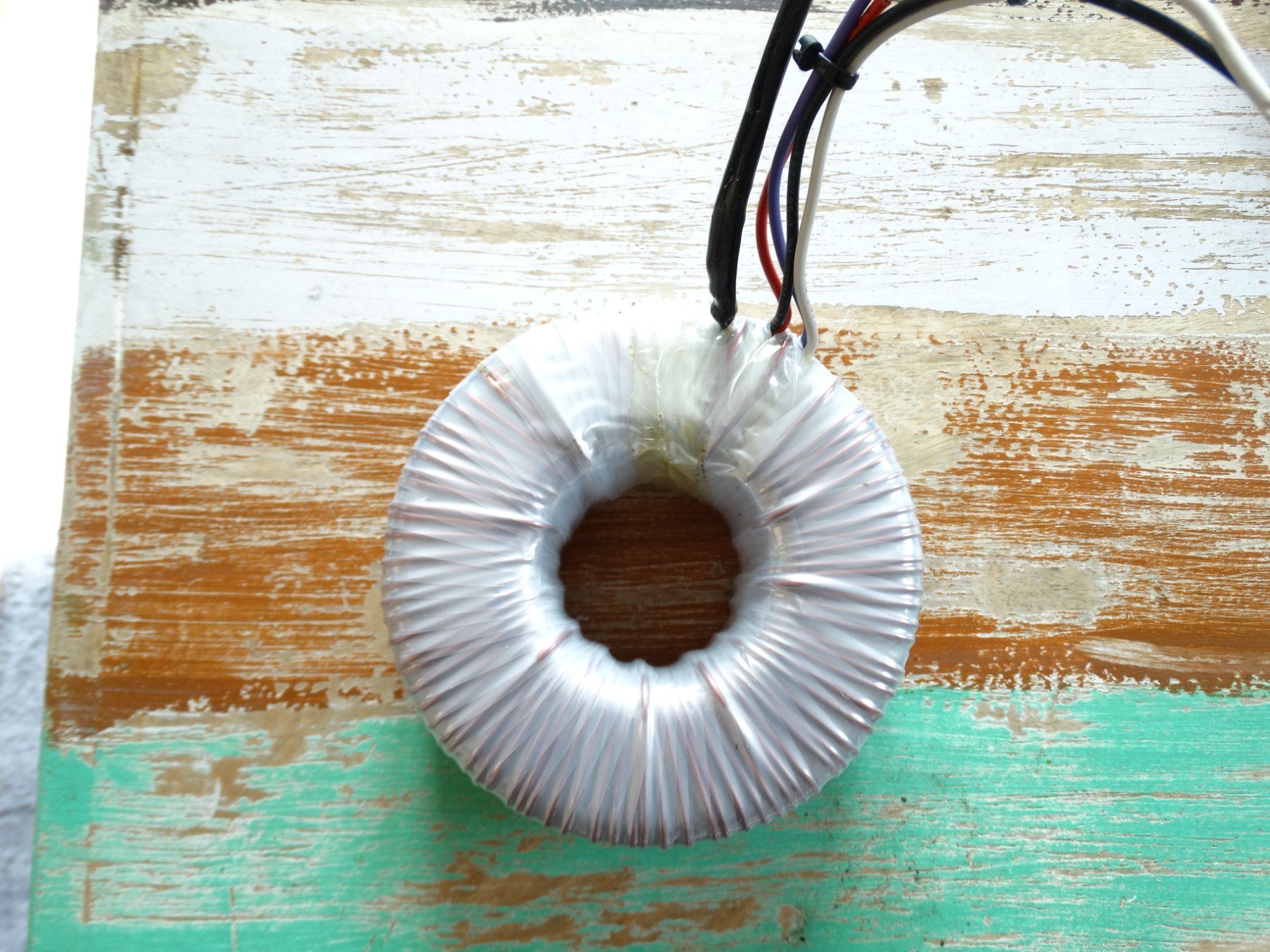 Elektronikbauteile: Ringkerntrafo – Gebraucht aus Lengnau AG von Oskarhuus