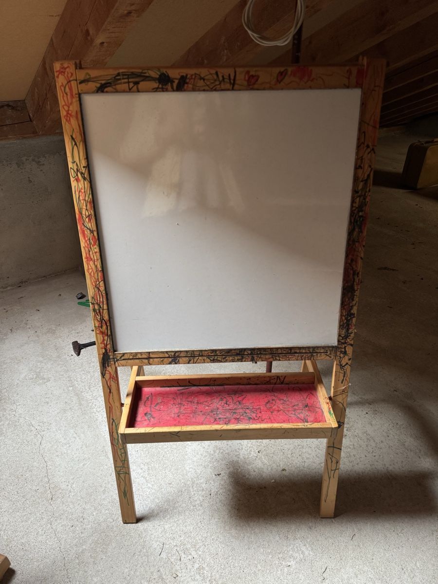 Ikea Lavagne: Doppelseitige Kindertafel, Schwarztafel/Whiteboard – Usato da Le Sentier venduto da flo_dcg6 4