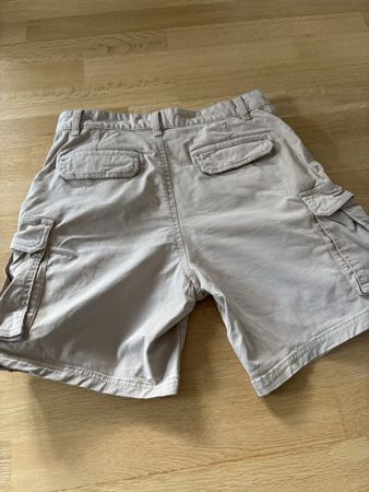 Short beige Zara 38 Tasche in top Zustand