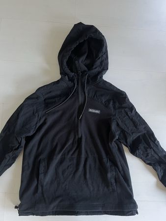 Giacca Columbia con cappuccio nera taglia M usata