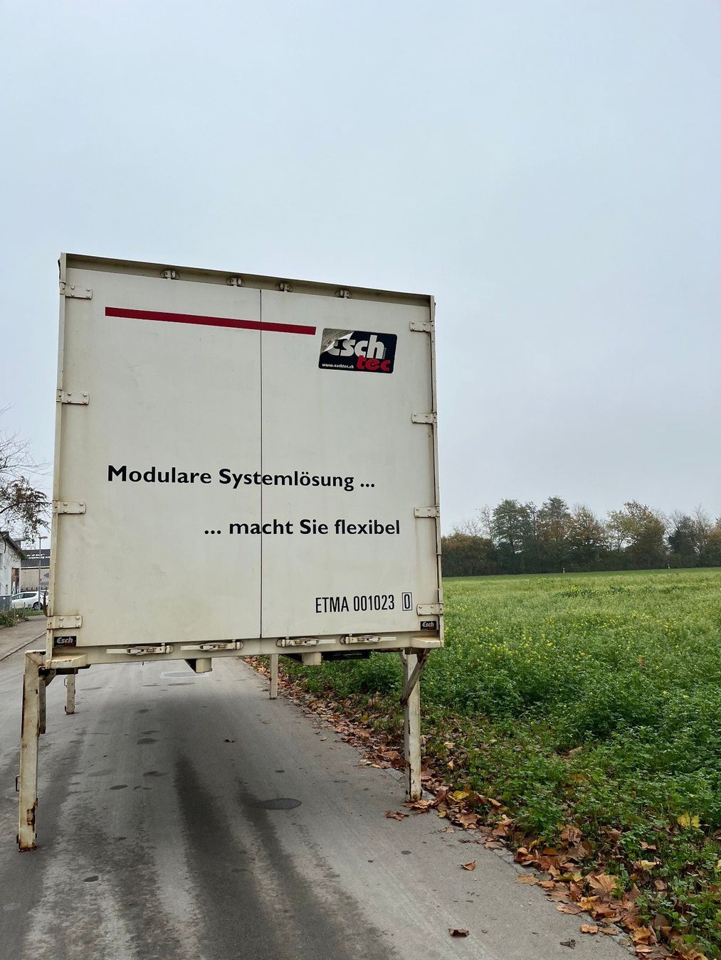 Rimorchi: Schiebeplanen-Wechselbrücke mit Festdach und Bahnabnahme – Usato da Müllheim Dorf venduto da Eschtec 4