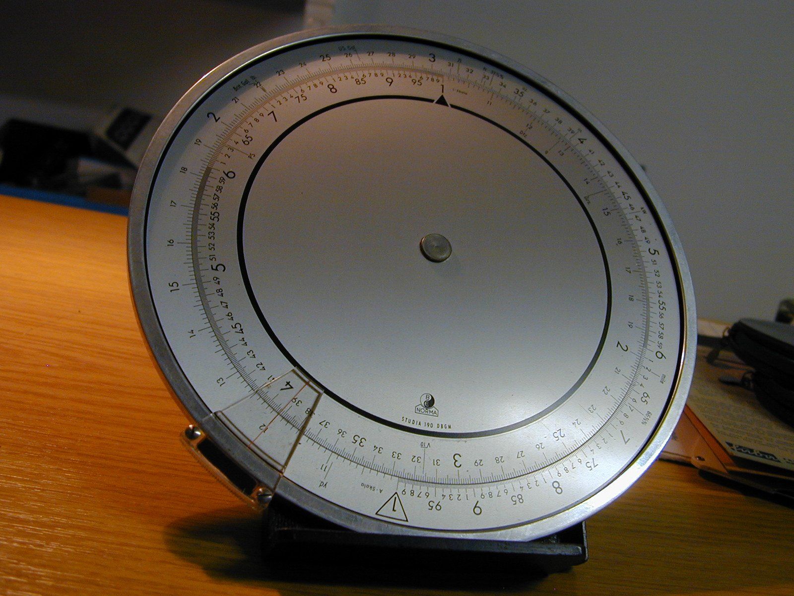 Calcolatrici tascabili: NORMA STUDIA   RECHENSCHEIBE, CIRCULAR SLIDE RULE – Usato da Oberursel venduto da swinger-ecki 2