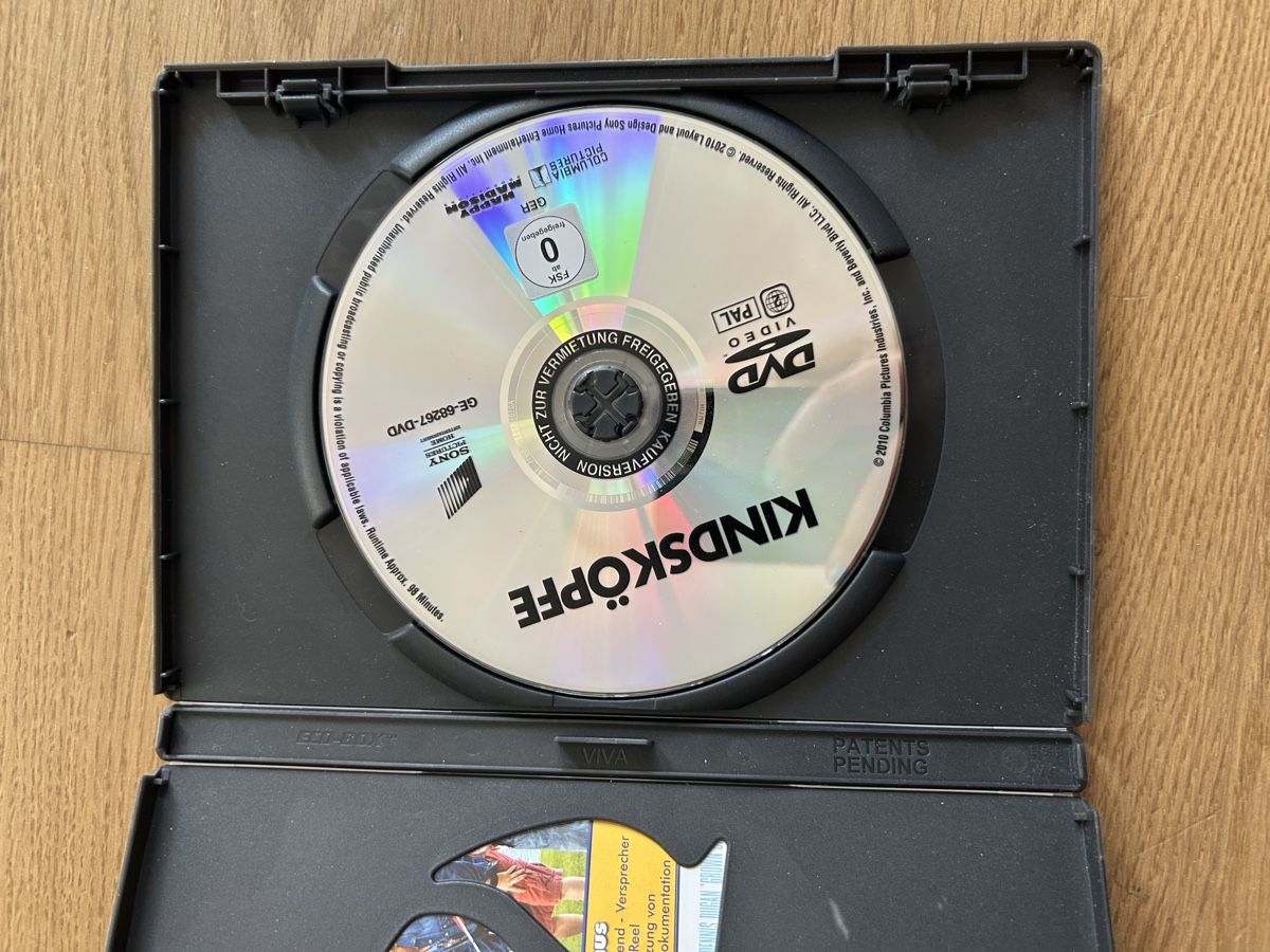 Alle DVDs: DVD Kindsköpfe  – Gebraucht aus Gibswil von nat_2nfv 2