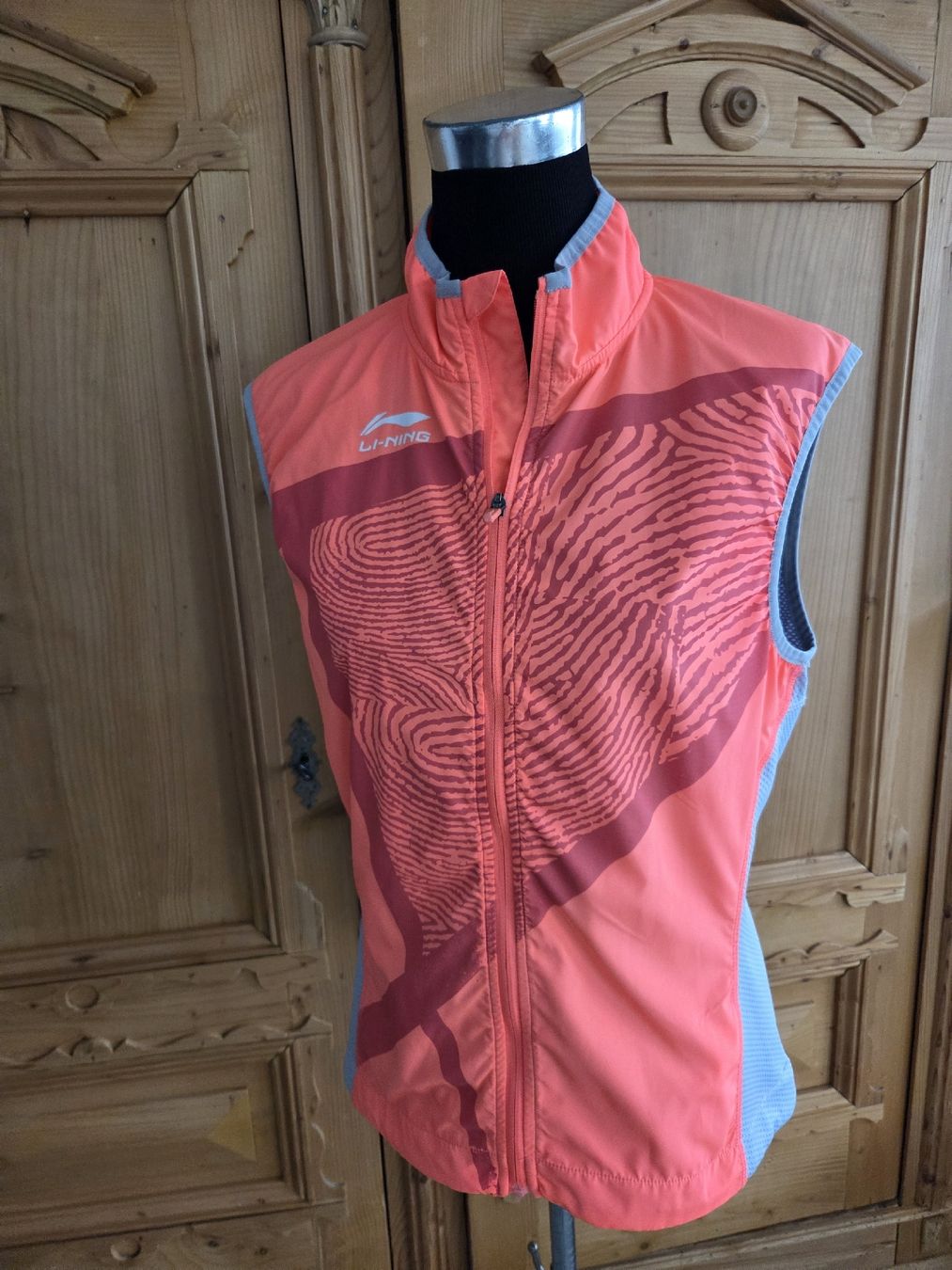 Gilet & Giacche senza maniche: Gilet, Weste, Li-Ning – Nuovo (secondo la descrizione) da Wiesendangen venduto da Sinhuk 1