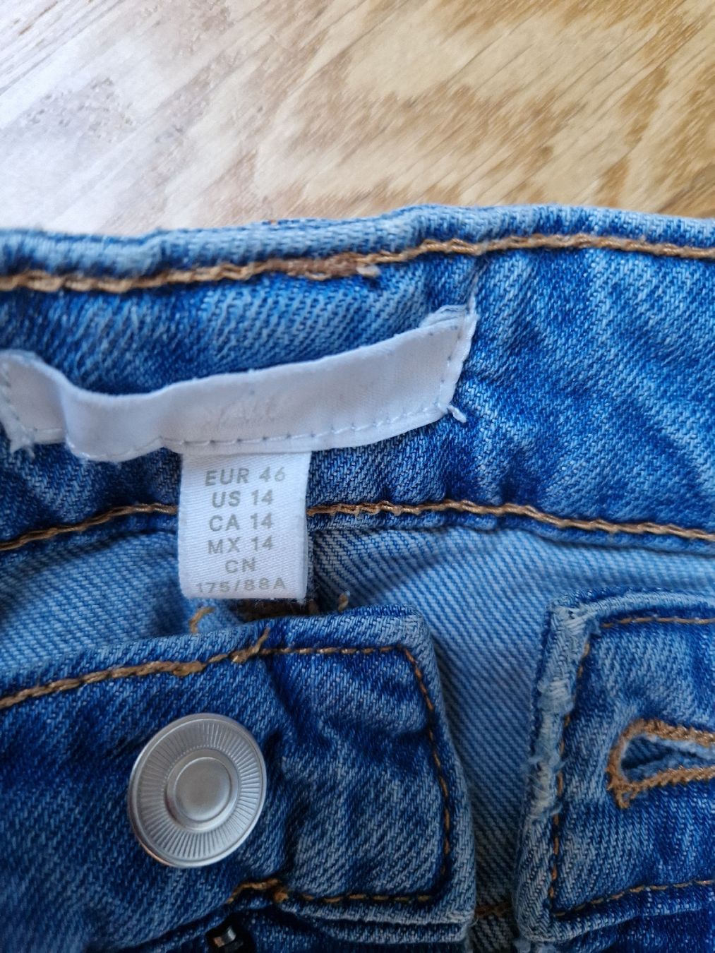 H&M Jeans: Jeans H&M blau, Grösse 46  – D'occasion à Derendingen par Mili_11 1