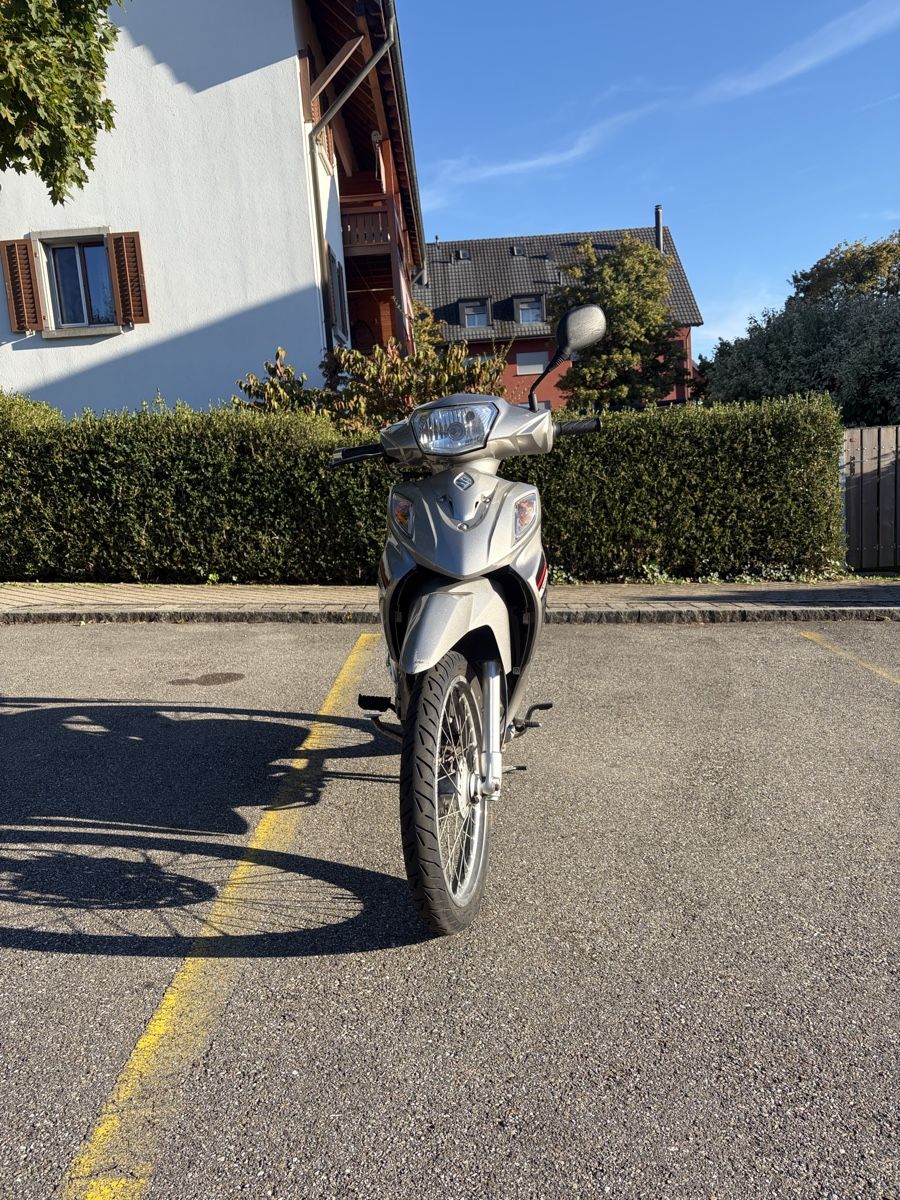 Suzuki Scooter: Suzuki Adress 125 Roller – Usato da Wettswil venduto da Mar_ch5d 4