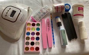 Künstliche Fingernägel: Acryl Set  für den Anfang – Neu und originalverpackt aus Matt von nail-door