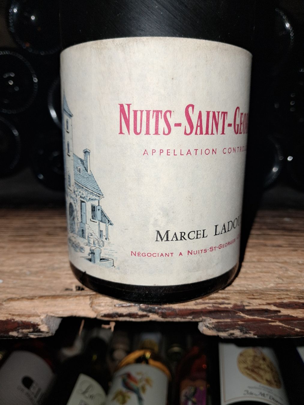 Vino: Nuits-Saint-Georges Marcel Ladoux 1975 – Nuovo e nell'imballaggio originale da Le locle venduto da juliensaran 1