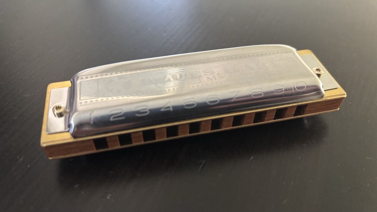 Hohner Strumenti musicali: Brand new Hohner Blue Harp Harmonica – Nuovo (secondo la descrizione) da Binningen venduto da Blofelds_cat 1