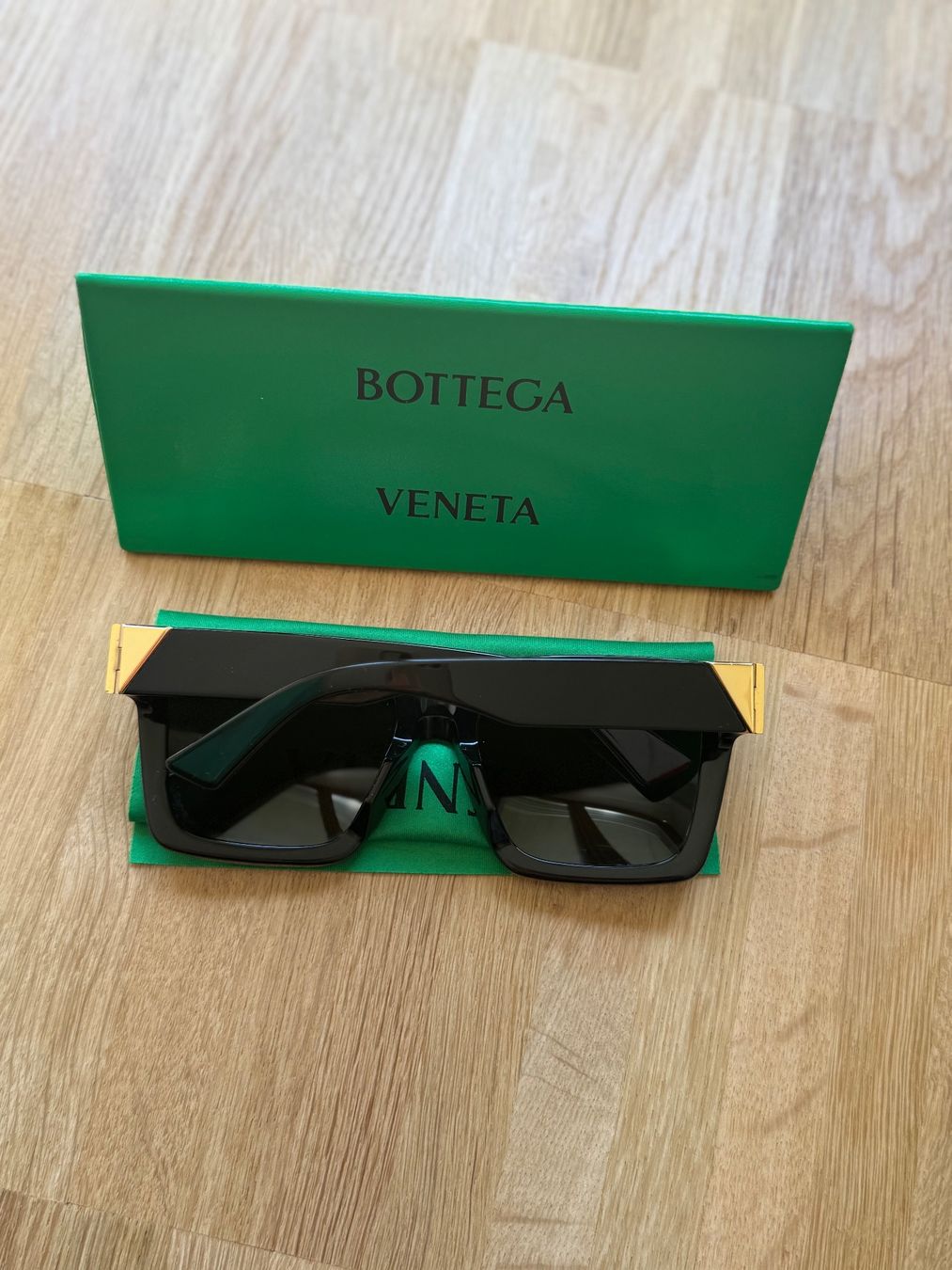 Bottega Veneta Occhiali & Lenti: Bottega Veneta Sonnenbrille – Usato da Riehen venduto da karolina3 1