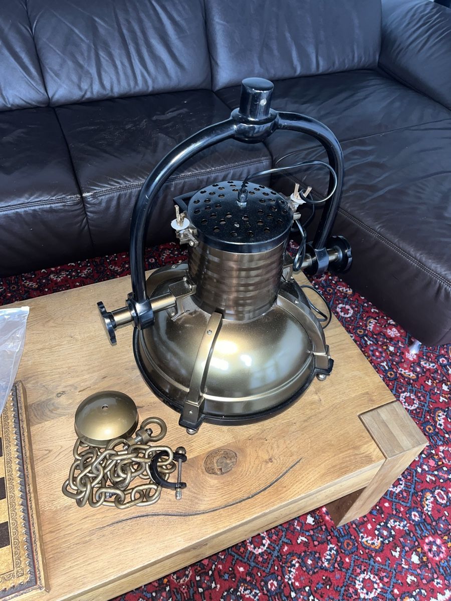 Lampadari & plafoniere: Retro Industrie Lampe – Usato da Baar venduto da Hendrikkoller