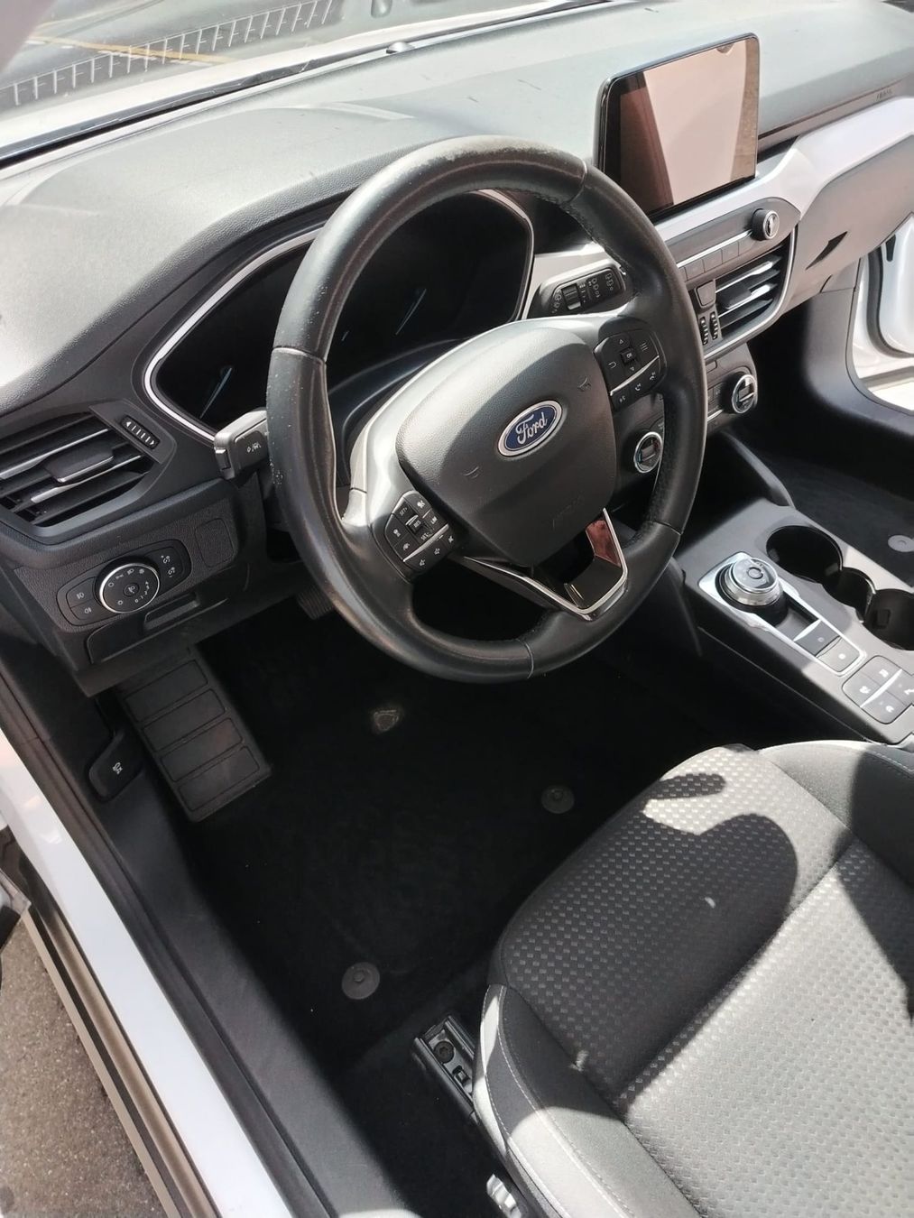 Ford Autos: FORD FOCUS 1.5 EcoBlue 120 Titanium – Gebraucht aus Küssnacht am Rigi von Rainer022 6
