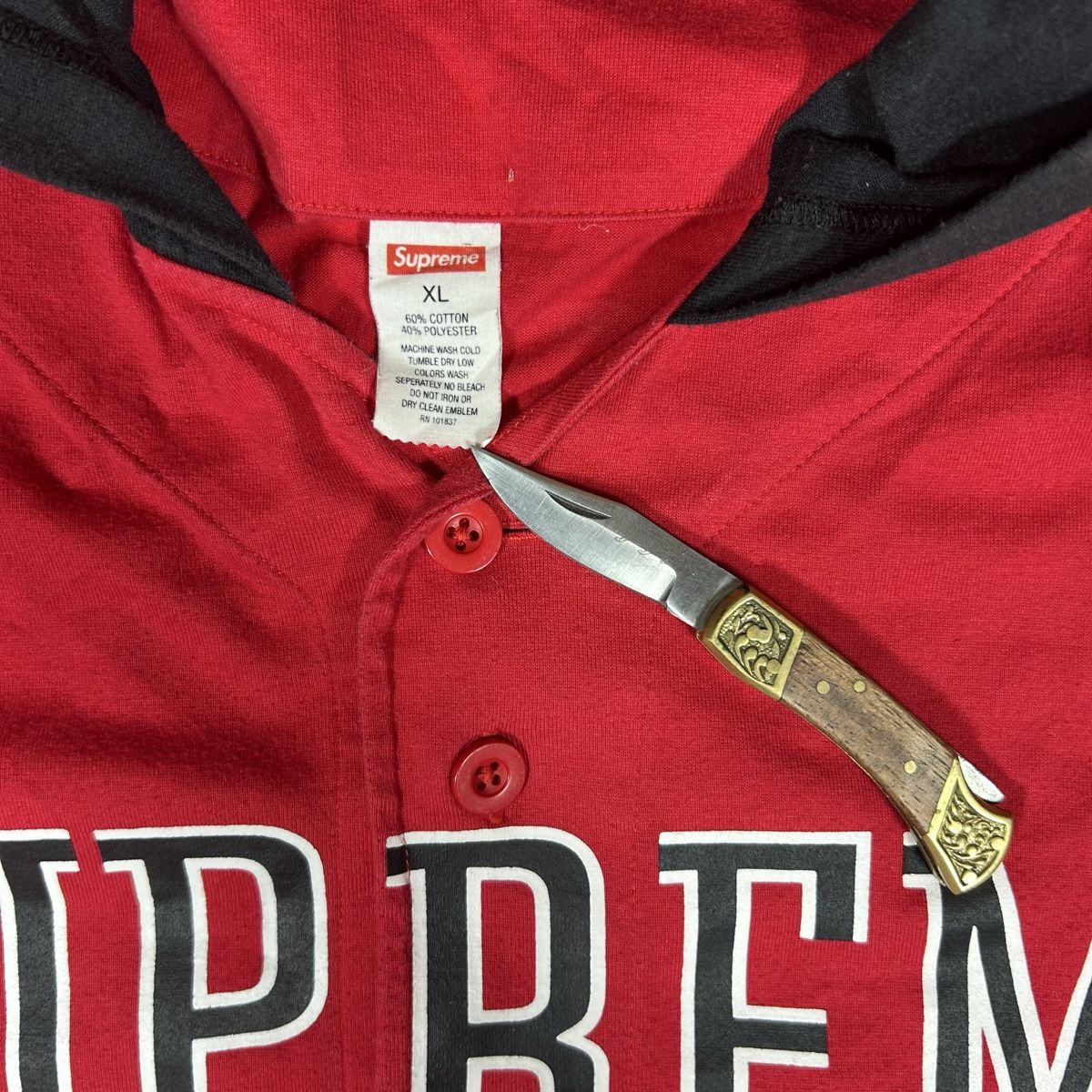 Maglioni & Felpe: Supreme hoodie  – Usato da La Sagne NE venduto da Matlasape 1