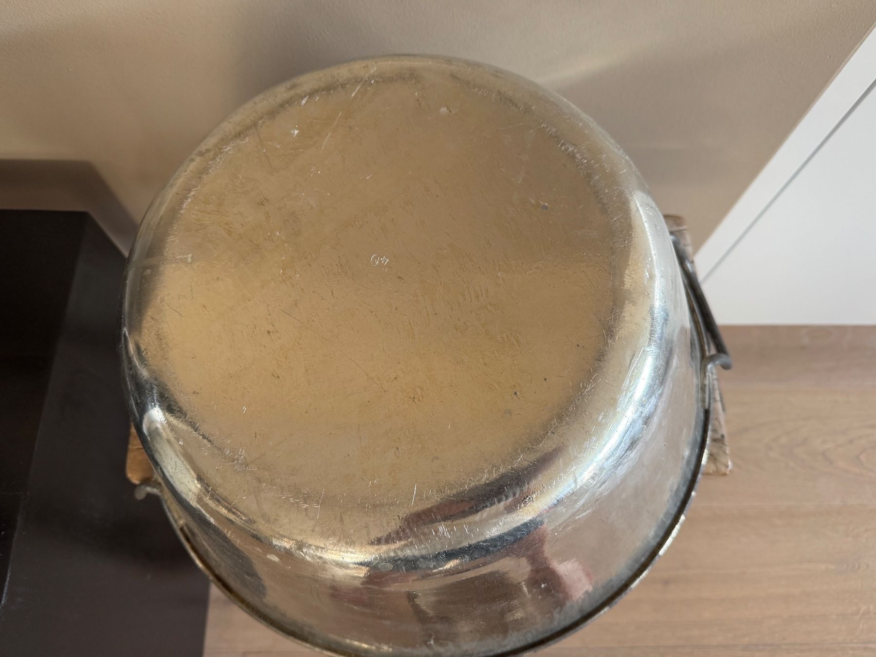 Ciotole: Antike Schüssel mit Henkeln, gross – Usato da Gutenswil venduto da You09 2