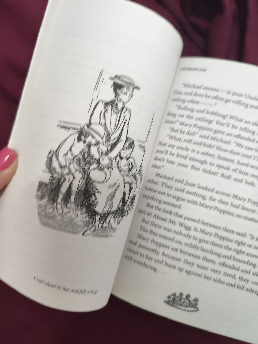 Libri: Mary Poppins P. L. Travers Book Paperback – Usato da Mägenwil venduto da VintageGirly 4