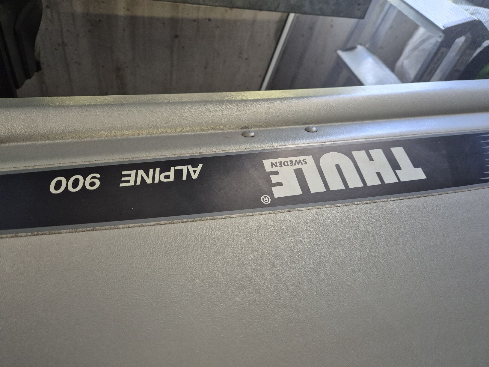 Thule Box da tetto: Dachbox für Auto – Usato da Ebertswil venduto da Yllen68 2