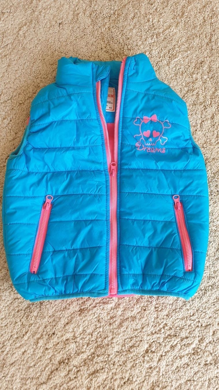 Altro abbigliamento per bambina: Warmes Steppgilet Gr 6 J. – Nuovo (secondo la descrizione) da Castelrotto venduto da Rumy