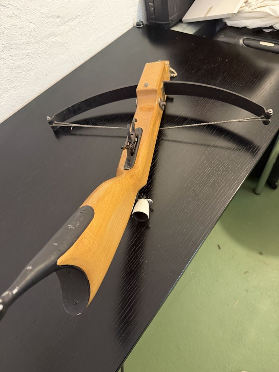 Tiro con l'arco: Sport Armbrust Nr 150 – Usato da Effretikon venduto da Effi0111 3
