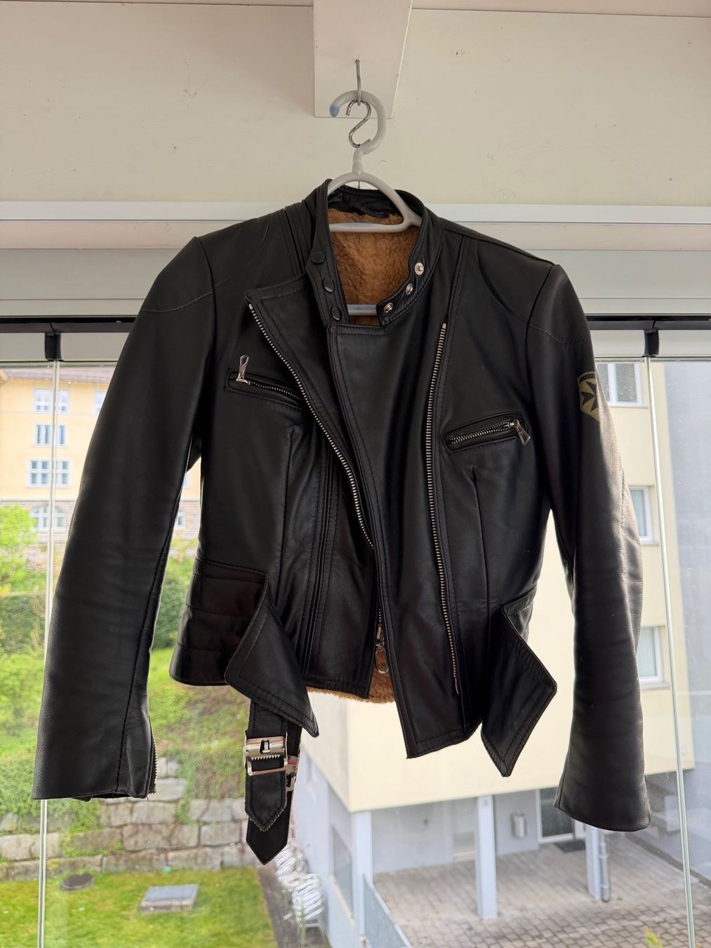 Jacken: Motorradlederjacke, Top Zustand - Grösse 38 – Gebraucht aus Beckenried von chef3945