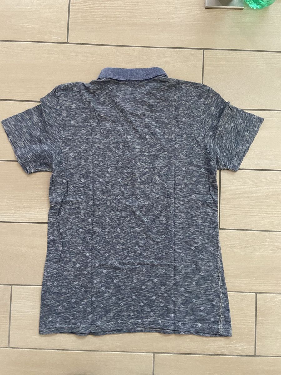 Lotti & Set di vestiti: Lot de 2 T-shirt S – Usato da Moutier venduto da chicboutique 5