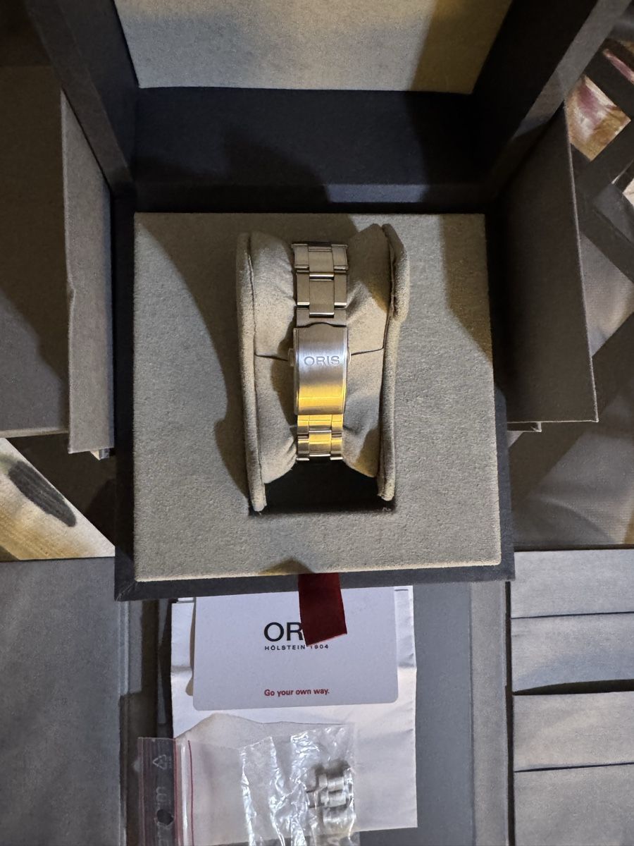 Oris Montres: Oris sixty five glow  – Neuf (Voir description) à Lausanne par imp_x2yq 1