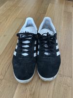 Diverse Sneaker gebraucht