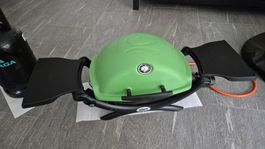 Weber Q 1200 inkl. Haube und Gasflasche