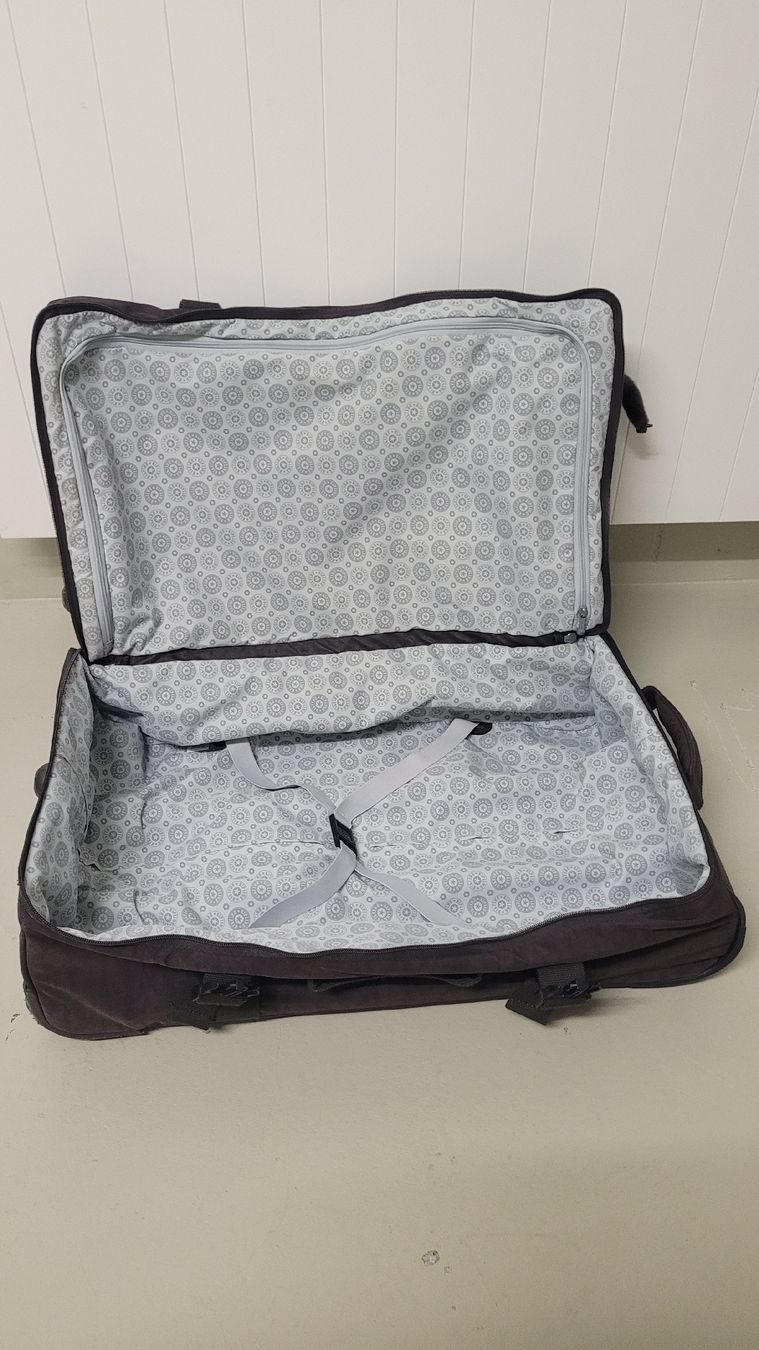 Kipling Valigie: Kipling Teagan M Reisetasche / Reisekoffer dunkelbraun – Usato da Bremgarten AG venduto da PrincessOfTheNight 3