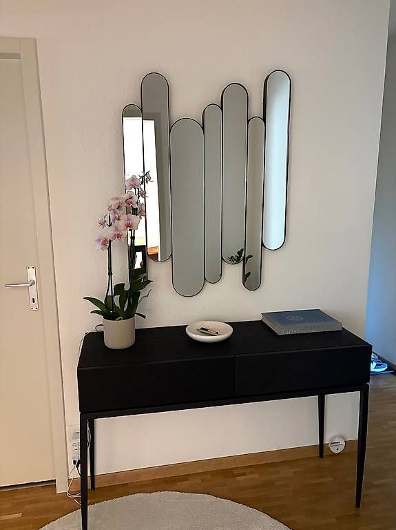 Commodes: À vendre - console noire IKON – Neuf avec emballage d'origine à Genève par lkr_b2cp