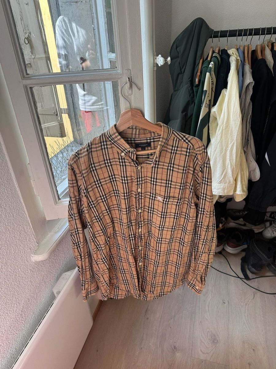 Burberry Camicie: Chemise Burberry vintage  – Usato da Morges venduto da pie_f8yp 1