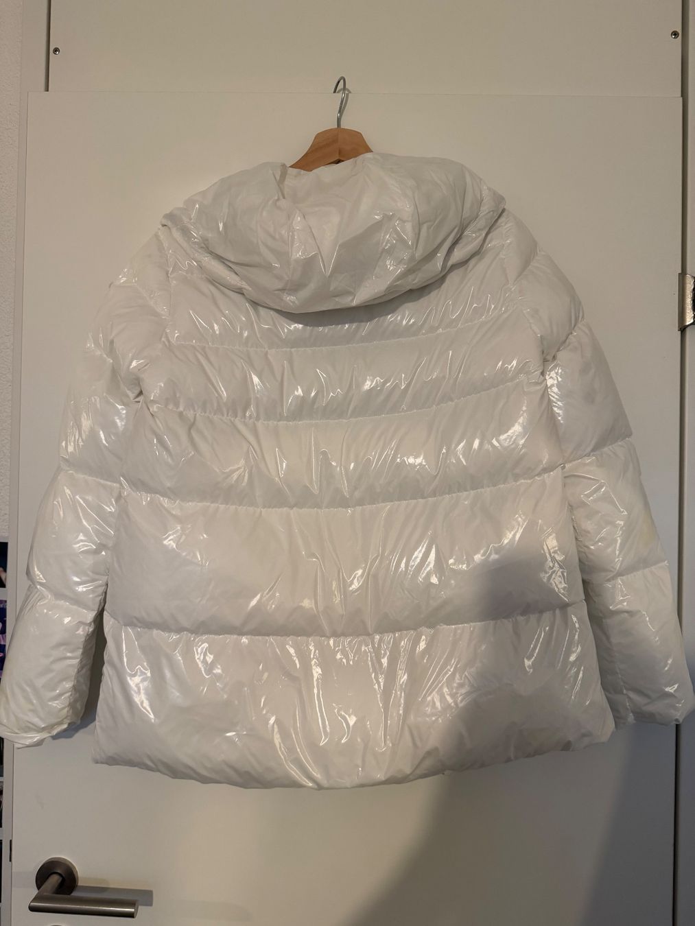 Pinko Giacche: Pinko Down Coat White Size S Like New – Nuovo (secondo la descrizione) da Bülach venduto da all_t6jh 4