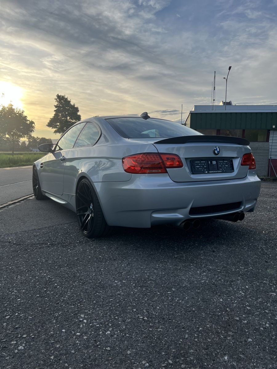 BMW Automobili: BMW M3 E92, Handschalter, 147’500km – Usato da Lüchingen venduto da HAASS4 3