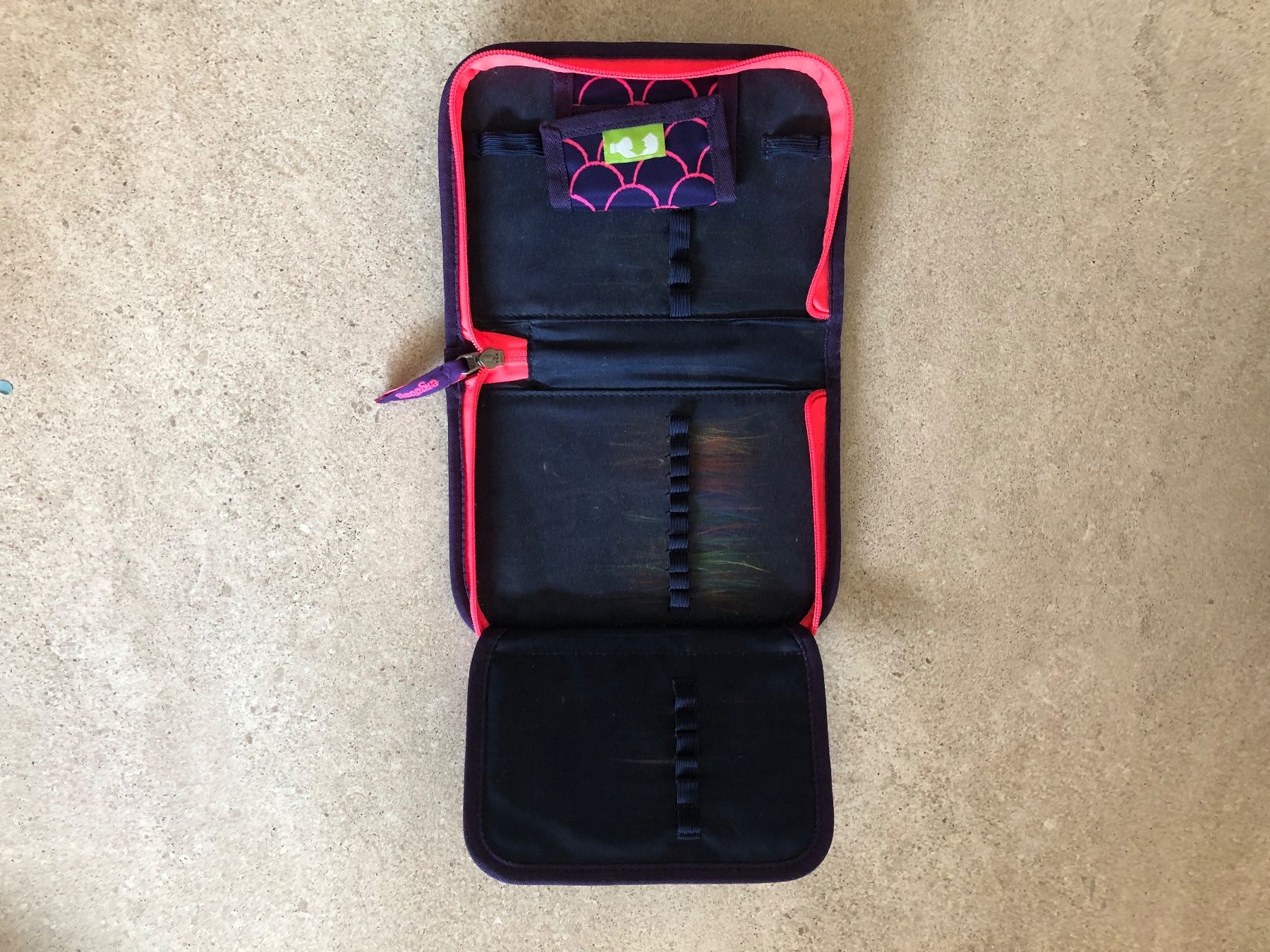 Ergobag Borse & Zaini: Ergobag Schulrucksack Set Perlentaucher, gebraucht. – Usato da Schinznach Dorf venduto da fraettli2 2