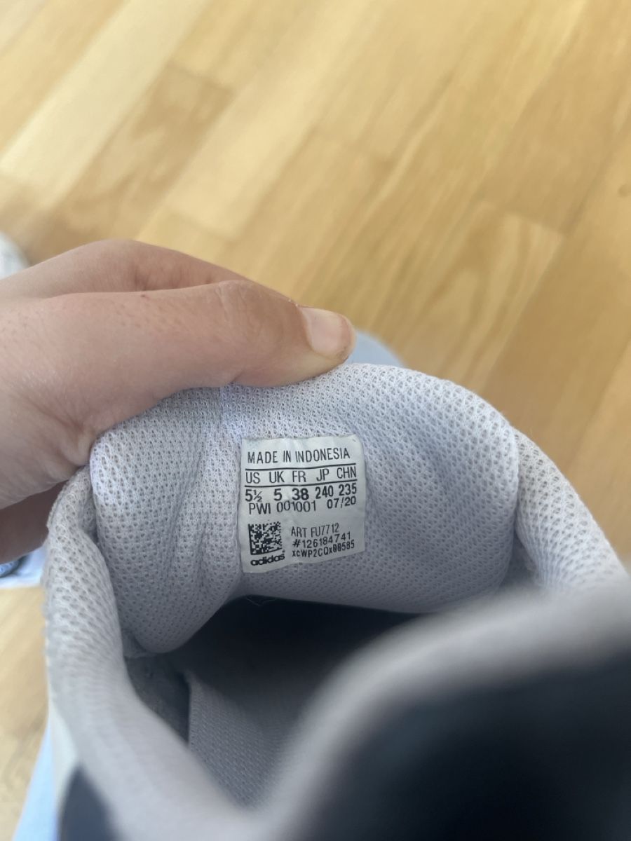 Adidas Damenschuhe: Adidas Superstar Schuhe – Gebraucht aus Cham von dej4vue 4