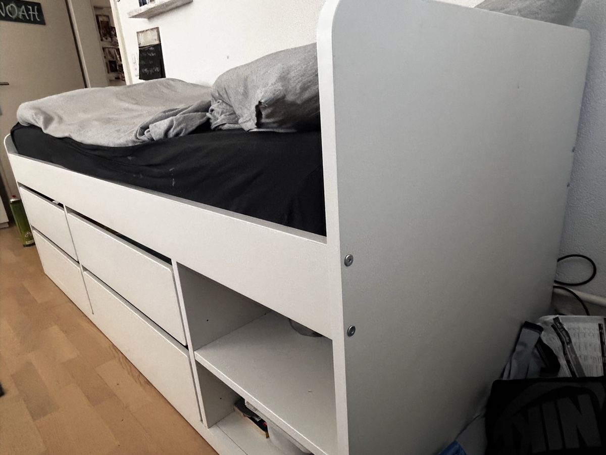 Ikea Letti: Jugendbett. 90/200 – Usato da Grenchen venduto da didgeritom 1