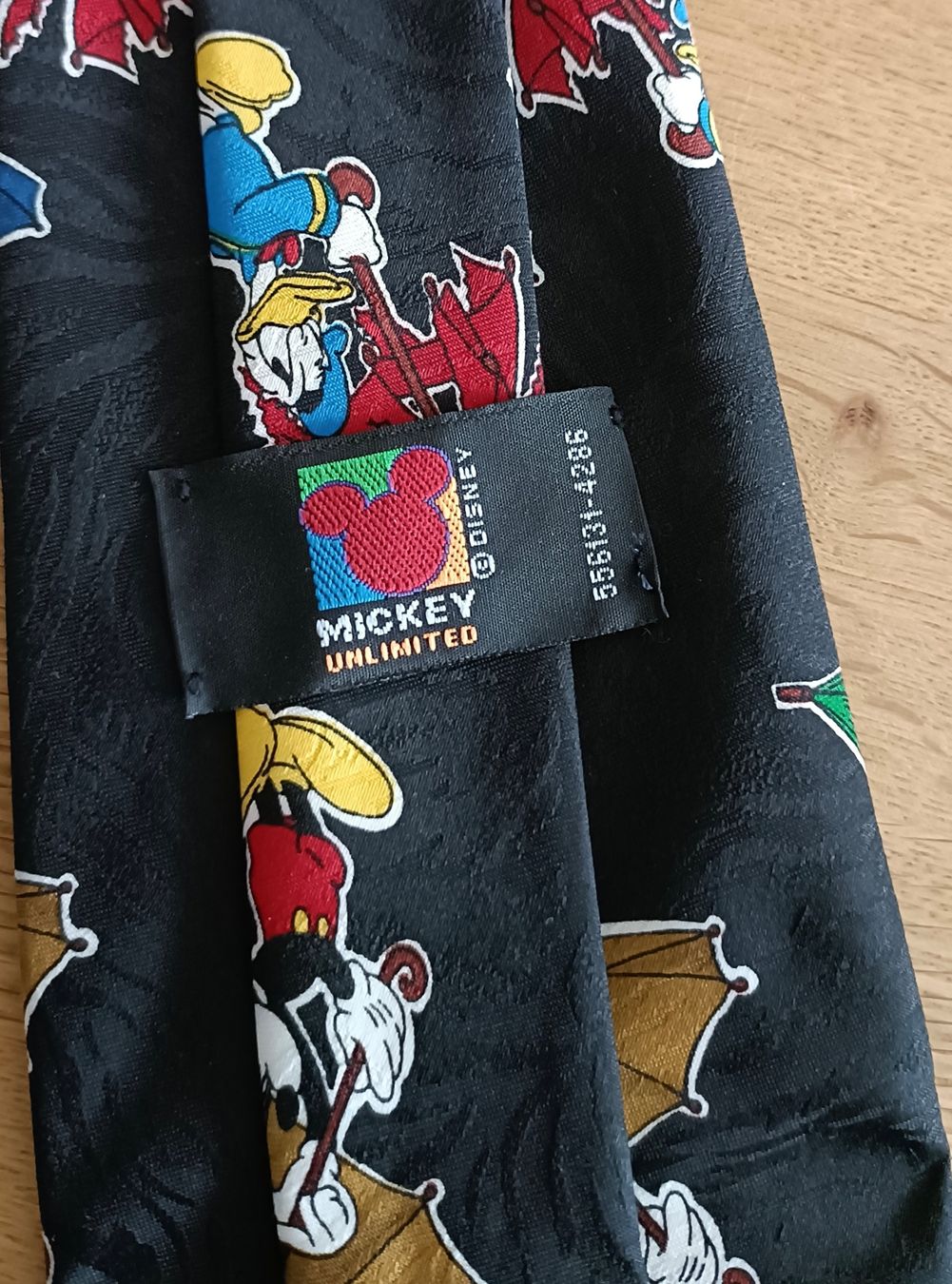 Disney Cravatte: Disney Mickey Mouse Donald Krawatte – Usato da Wallisellen venduto da plast01 1