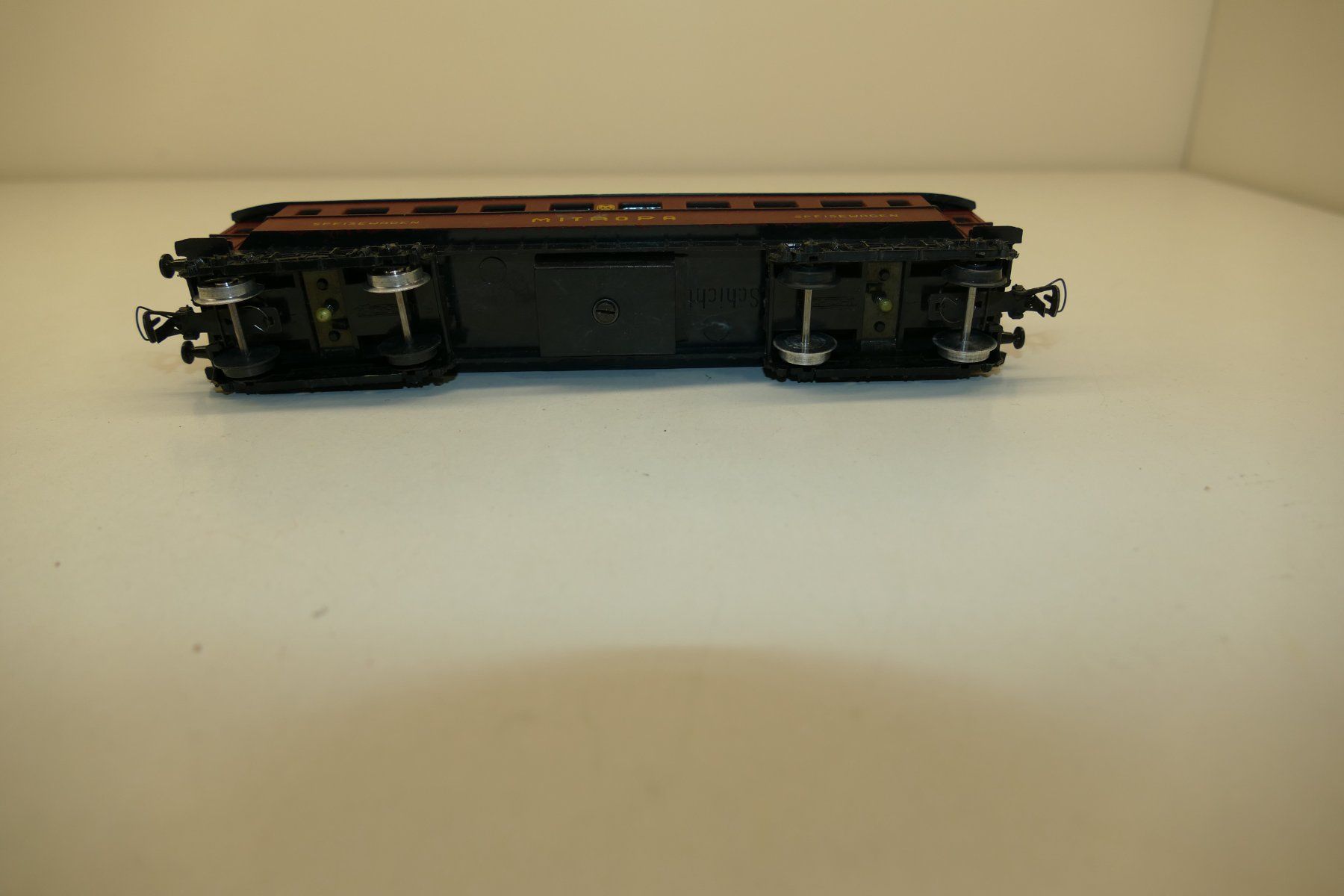 Modelleisenbahnen: Schicht H0: Mitropa Speisewagen – Gebraucht aus Niederhasli von rail-duerst 5
