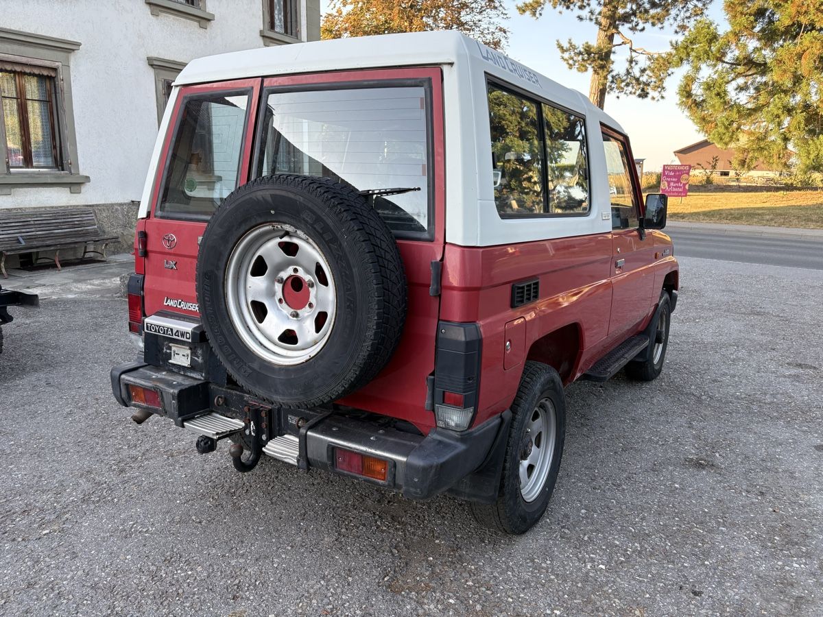 Toyota Automobili: Land cruiser  – Usato da Siviriez venduto da S16_cl2000 3