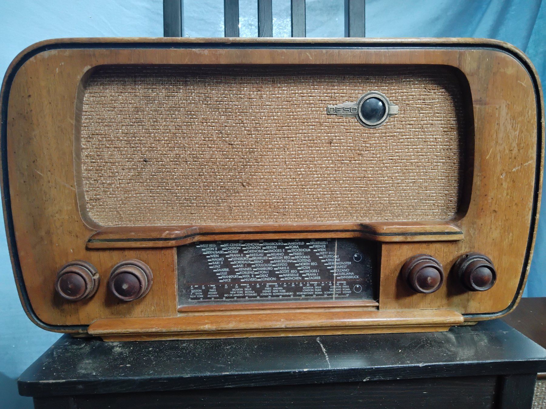Radio: Deso 472x – Difettoso da Nuglar venduto da lampa-radio