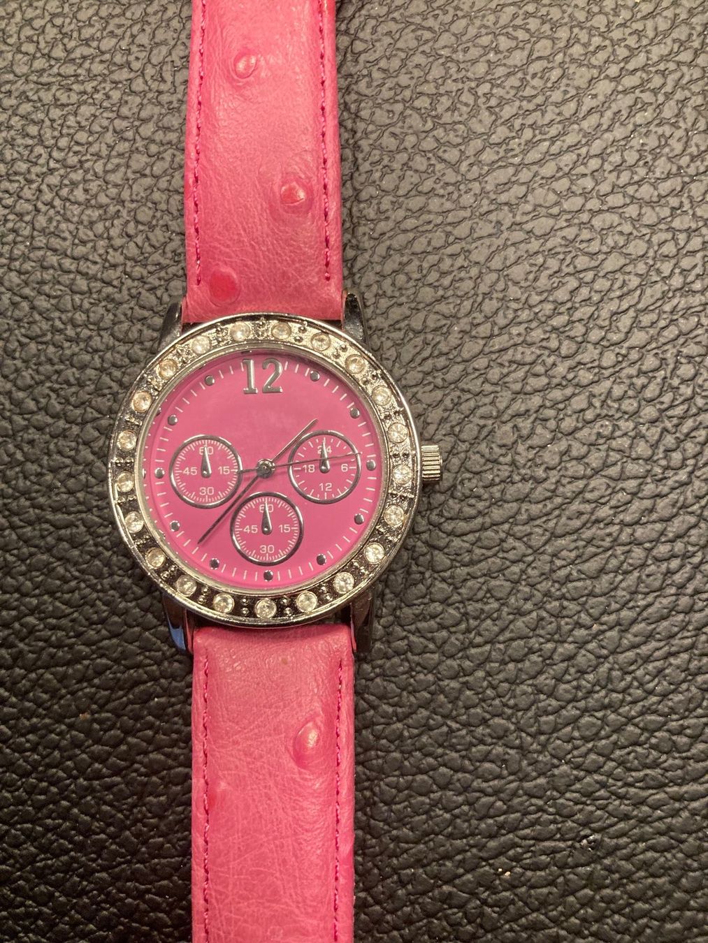 Orologi: Eternal LOVE – Nuovo (secondo la descrizione) da Wilderswil venduto da Feldbach
