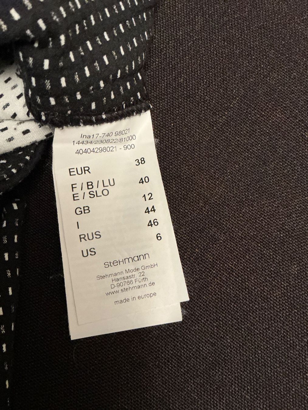 Pantaloni: Hose – Usato da Lindau venduto da Bergli4 2