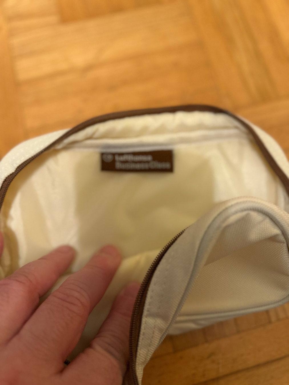 Samsonite Kosmetikkoffer: Samsonite Lufthansa Business Class Amenity Kit – Gebraucht aus bioggio von lenny023 2