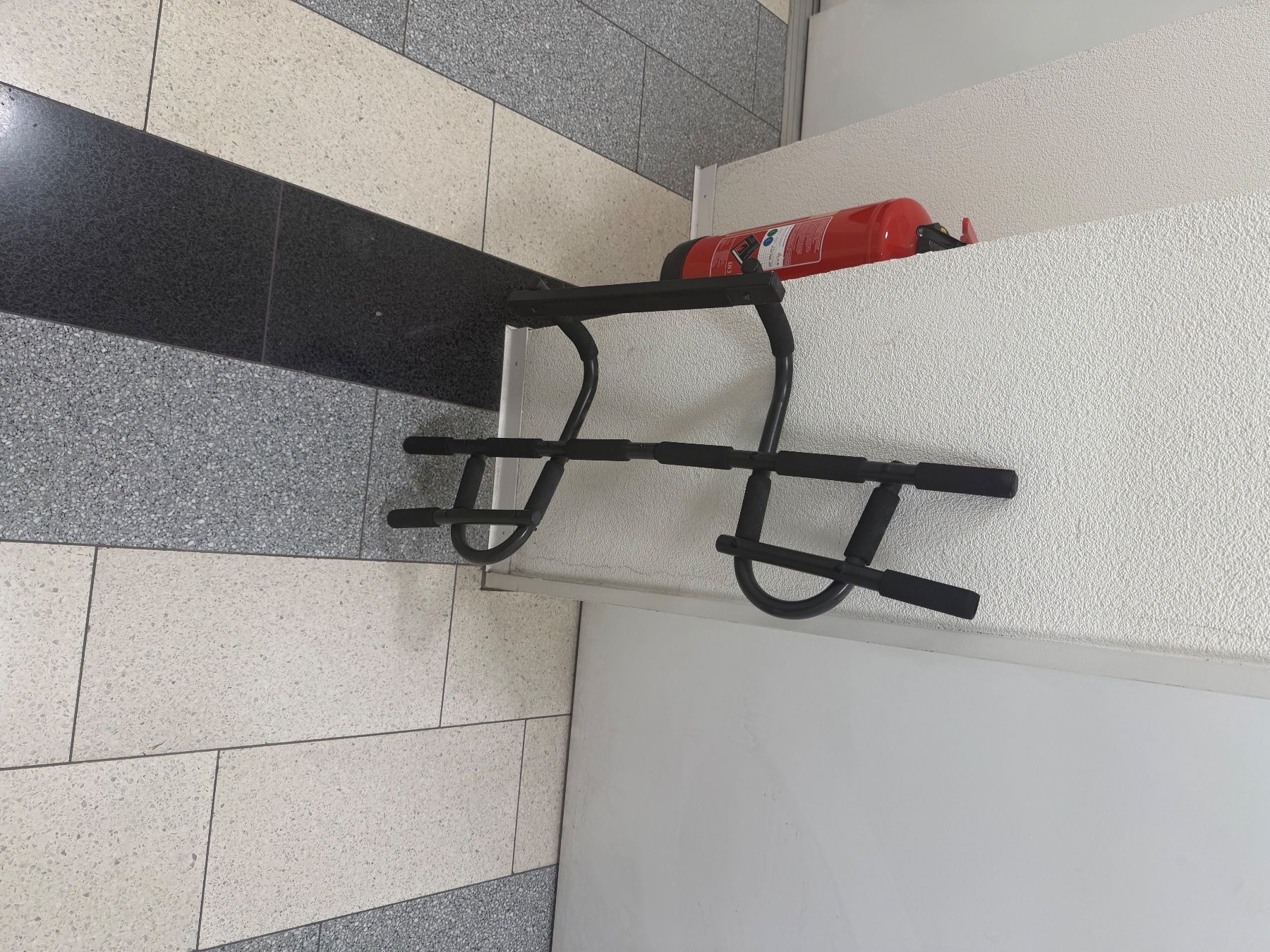 Hometrainer: Klimmzugstange – Usato da Thun venduto da tho_jm7p 1