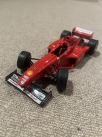 Ferrari F300 Bburago Modellauto 1:24